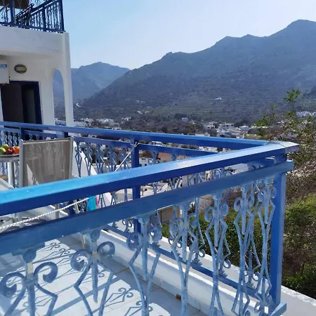 Marinas Studios Livadia  Exterior photo
