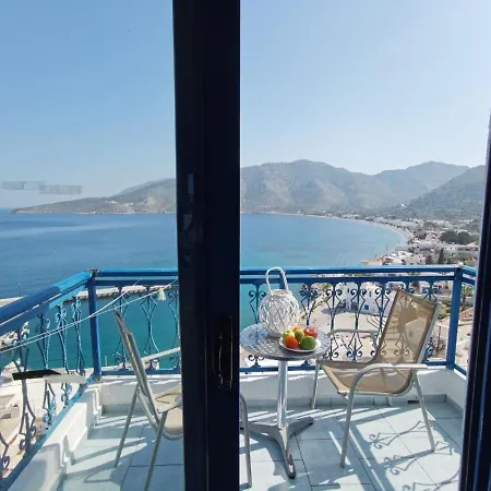 Marinas Studios Livadia  Exterior photo