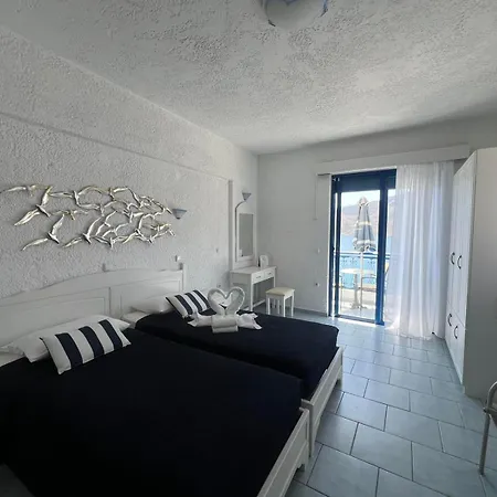 Marinas Studios Livadia  Room photo